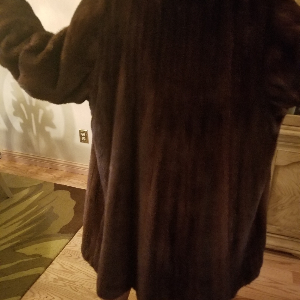 Female mink Jacket - Picture 7 of 8